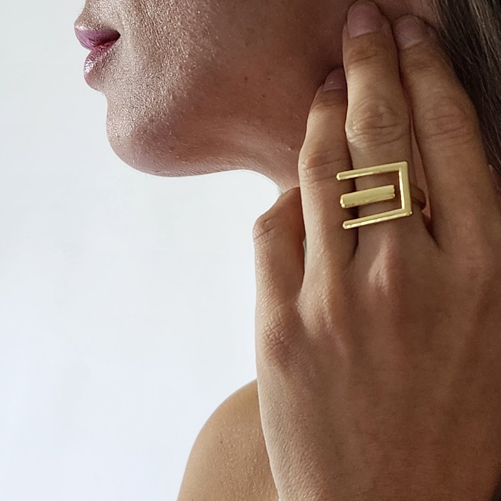 Contemporary Band Artisan Gg Ring 14k Gold Plated Unique Design